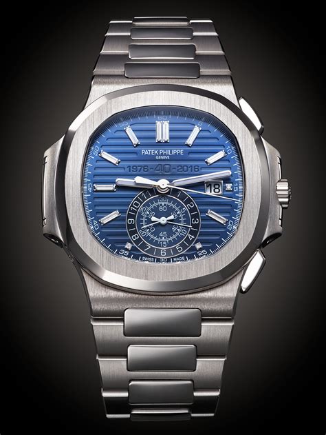 patek philippe nautilus schwarzes zifferblatt|patek philippe nautilus watch price.